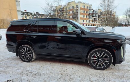 Cadillac Escalade V, 2021 год, 9 500 000 рублей, 11 фотография