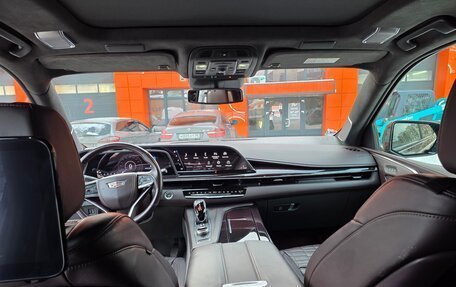 Cadillac Escalade V, 2021 год, 9 500 000 рублей, 14 фотография