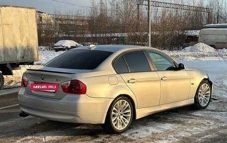 BMW 3 серия, 2005 год, 800 000 рублей, 11 фотография