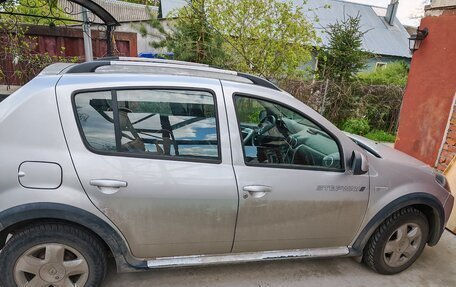 Renault Sandero I, 2014 год, 550 000 рублей, 4 фотография