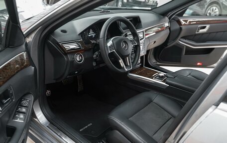 Mercedes-Benz E-Класс, 2012 год, 1 550 000 рублей, 6 фотография