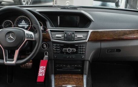 Mercedes-Benz E-Класс, 2012 год, 1 550 000 рублей, 10 фотография