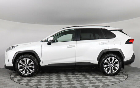 Toyota RAV4, 2021 год, 3 199 000 рублей, 8 фотография