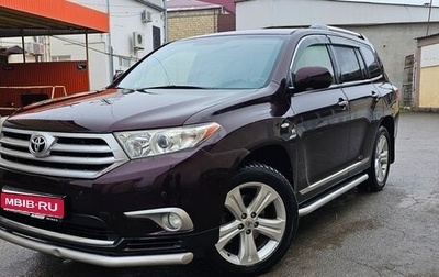 Toyota Highlander III, 2012 год, 2 440 000 рублей, 1 фотография