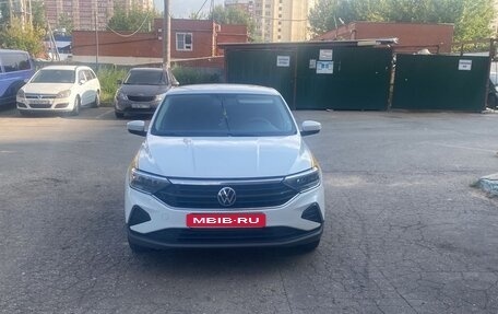 Volkswagen Polo VI (EU Market), 2021 год, 1 200 000 рублей, 1 фотография