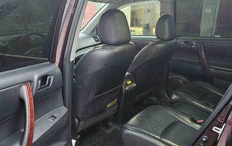 Toyota Highlander III, 2012 год, 2 440 000 рублей, 15 фотография