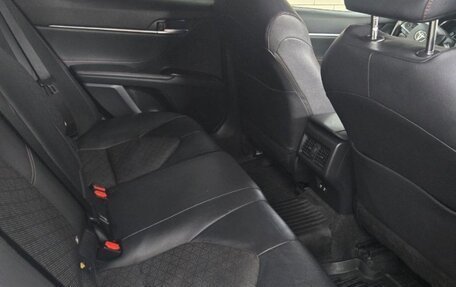 Toyota Camry, 2021 год, 3 550 000 рублей, 14 фотография