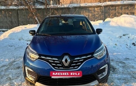 Renault Kaptur I рестайлинг, 2021 год, 1 590 000 рублей, 2 фотография