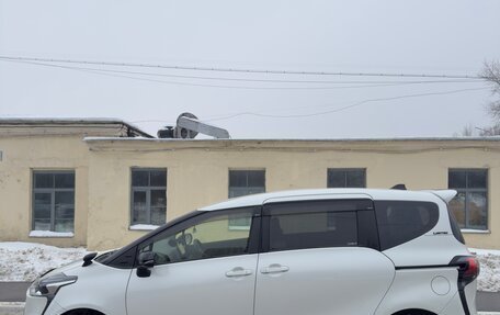 Toyota Sienta II, 2019 год, 1 800 000 рублей, 5 фотография