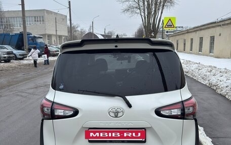 Toyota Sienta II, 2019 год, 1 800 000 рублей, 8 фотография