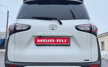 Toyota Sienta II, 2019 год, 1 800 000 рублей, 11 фотография