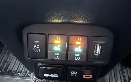 Toyota Sienta II, 2019 год, 1 800 000 рублей, 25 фотография