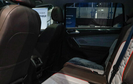 Volkswagen Tiguan II, 2021 год, 4 249 000 рублей, 9 фотография