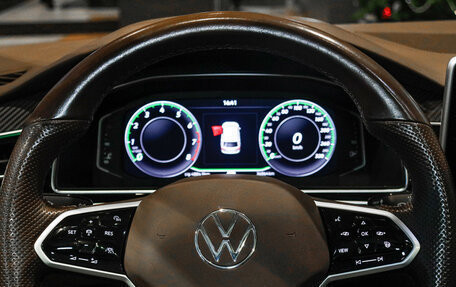 Volkswagen Tiguan II, 2021 год, 4 249 000 рублей, 26 фотография