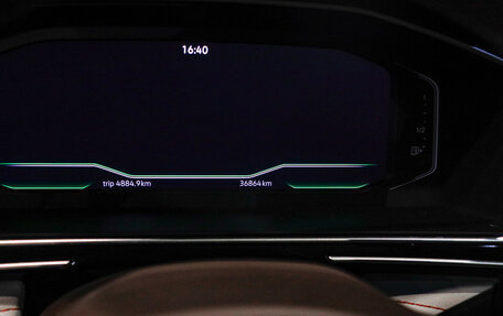 Volkswagen Tiguan II, 2021 год, 4 249 000 рублей, 27 фотография