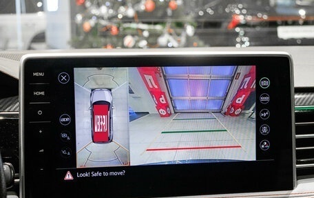 Volkswagen Tiguan II, 2021 год, 4 249 000 рублей, 24 фотография