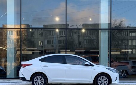 Hyundai Solaris II рестайлинг, 2020 год, 1 550 000 рублей, 4 фотография