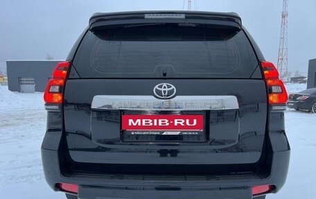 Toyota Land Cruiser Prado 150 рестайлинг 2, 2018 год, 5 750 000 рублей, 5 фотография