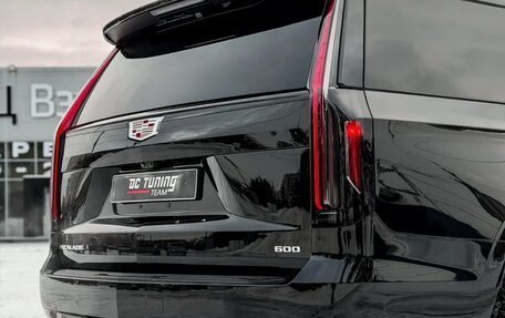 Cadillac Escalade V, 2023 год, 16 550 000 рублей, 8 фотография