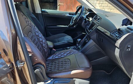 Volkswagen Tiguan II, 2017 год, 2 300 000 рублей, 9 фотография