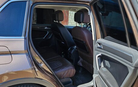 Volkswagen Tiguan II, 2017 год, 2 300 000 рублей, 6 фотография