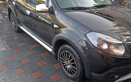 Renault Sandero I, 2014 год, 730 000 рублей, 1 фотография