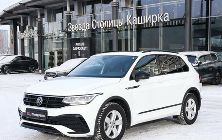 Volkswagen Tiguan II, 2021 год, 4 070 000 рублей, 1 фотография