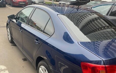 Volkswagen Jetta VI, 2011 год, 1 050 000 рублей, 4 фотография