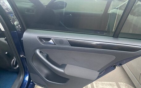 Volkswagen Jetta VI, 2011 год, 1 050 000 рублей, 19 фотография