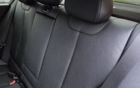 BMW 3 серия, 2018 год, 3 000 000 рублей, 14 фотография