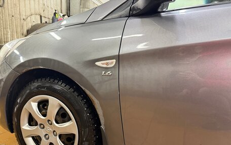 Hyundai Solaris II рестайлинг, 2011 год, 650 000 рублей, 8 фотография