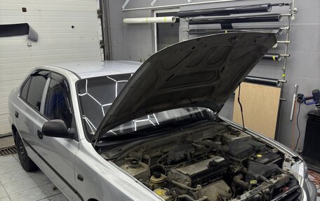 Hyundai Accent II, 2004 год, 250 000 рублей, 16 фотография