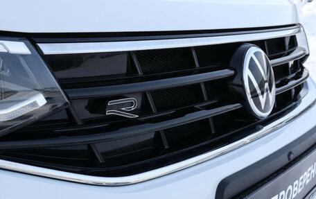 Volkswagen Tiguan II, 2021 год, 4 070 000 рублей, 25 фотография