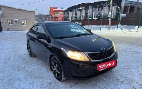 KIA Rio III рестайлинг, 2013 год, 750 000 рублей, 3 фотография