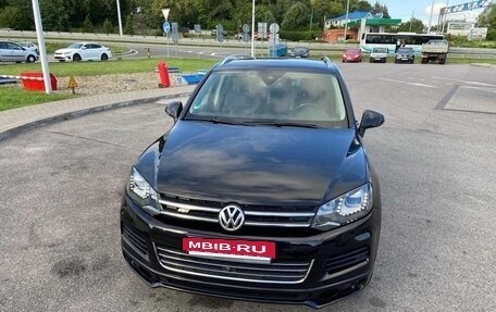 Volkswagen Touareg III, 2011 год, 2 350 000 рублей, 3 фотография