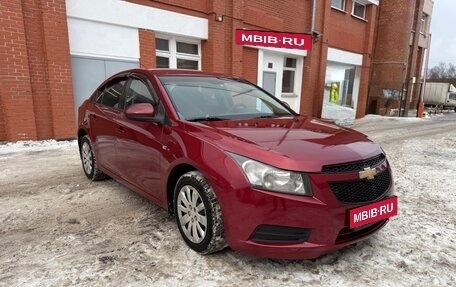 Chevrolet Cruze II, 2010 год, 480 000 рублей, 3 фотография