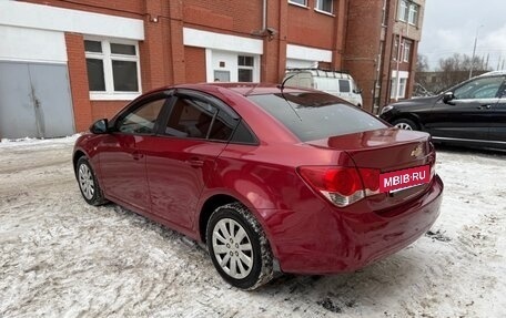 Chevrolet Cruze II, 2010 год, 480 000 рублей, 8 фотография