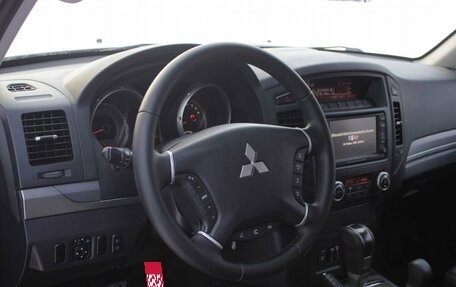 Mitsubishi Pajero IV, 2012 год, 1 789 000 рублей, 10 фотография