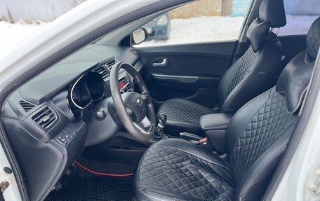 KIA Rio III рестайлинг, 2012 год, 740 000 рублей, 24 фотография