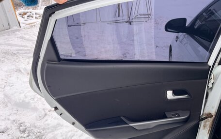 KIA Rio III рестайлинг, 2012 год, 740 000 рублей, 26 фотография