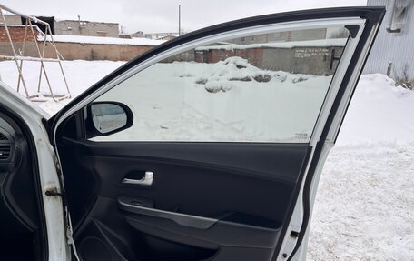 KIA Rio III рестайлинг, 2012 год, 740 000 рублей, 29 фотография