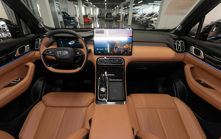 Geely Atlas, 2025 год, 3 350 000 рублей, 8 фотография