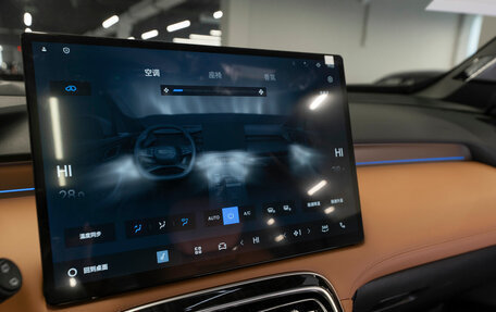 Geely Atlas, 2025 год, 3 350 000 рублей, 24 фотография