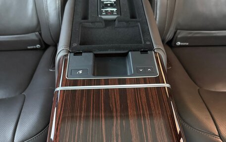 Land Rover Range Rover IV рестайлинг, 2019 год, 8 700 000 рублей, 15 фотография