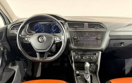 Volkswagen Tiguan II, 2017 год, 2 890 000 рублей, 9 фотография