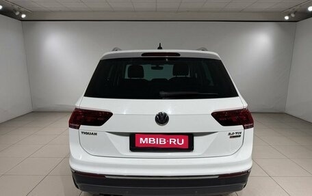 Volkswagen Tiguan II, 2017 год, 2 890 000 рублей, 6 фотография