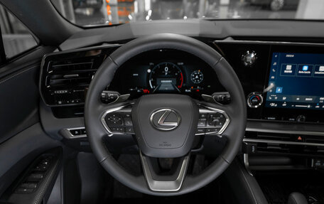 Lexus RX IV рестайлинг, 2025 год, 7 700 000 рублей, 11 фотография