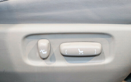 Toyota Land Cruiser 200, 2009 год, 2 800 000 рублей, 8 фотография