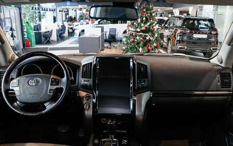 Toyota Land Cruiser 200, 2009 год, 2 800 000 рублей, 11 фотография