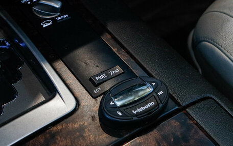 Toyota Land Cruiser 200, 2009 год, 2 800 000 рублей, 21 фотография